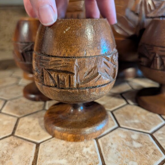 Vintage Carved Wood Punch Bowl & 5 Cups *NOT WATERTIGHT* - Picture 5 of 13